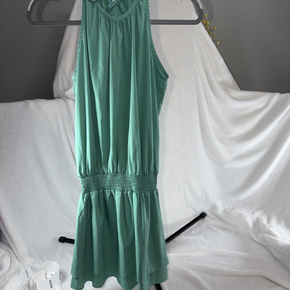 Wells Dress Emerald Green Smocked Waist Halter Neck Tween Size 16 Preppy NWT